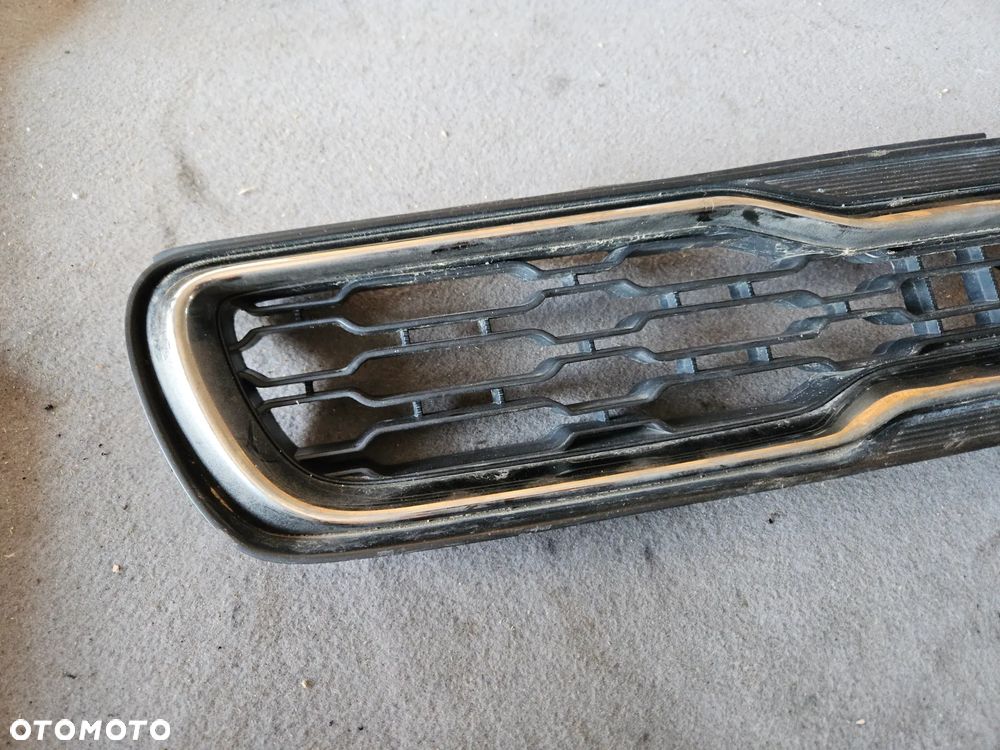 Grill atrapa chrom Kia Soul I Lift 2013r oryginalny 86350-2K500 - 2