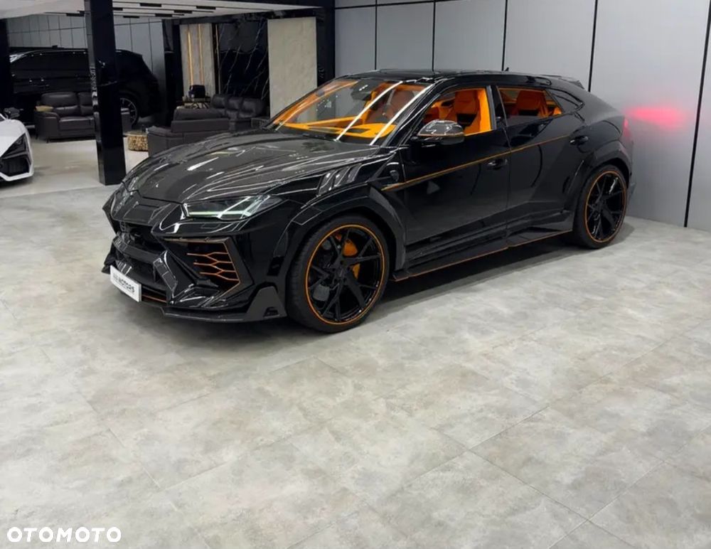 Lamborghini Urus - 18