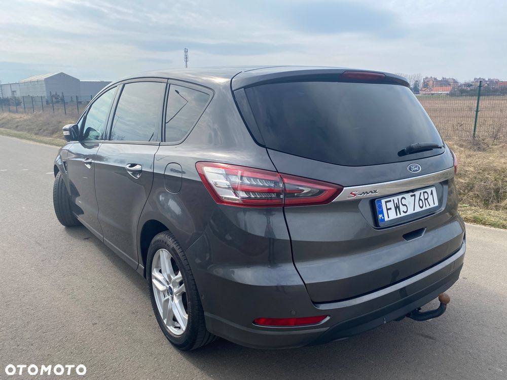 Ford S-Max - 10