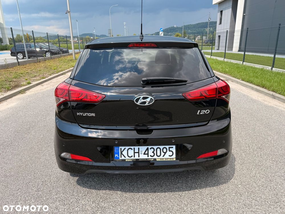 Hyundai i20 1.2 GO - 15
