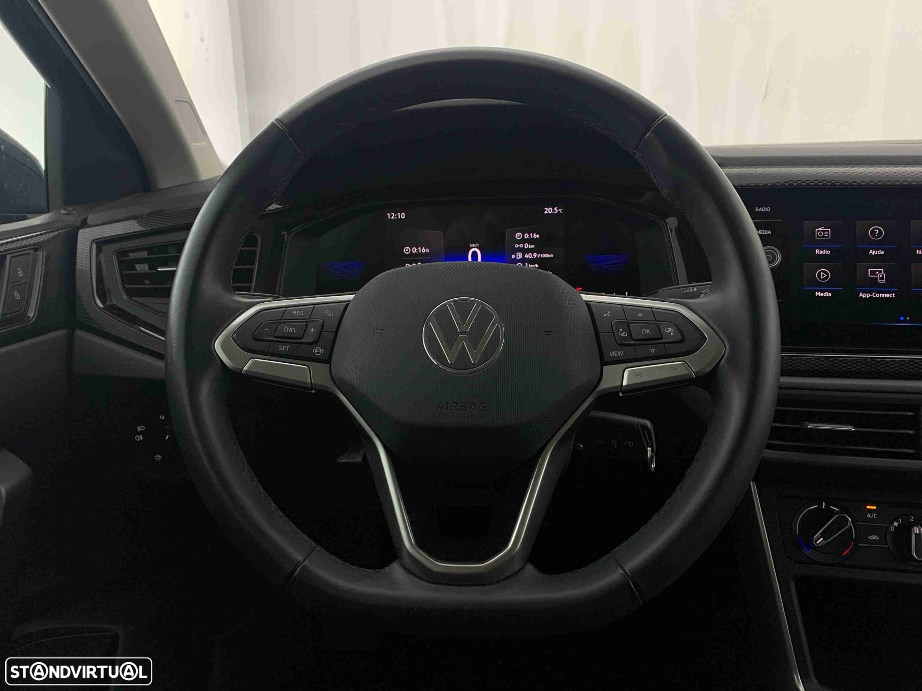 VW Polo 1.0 TSI Urban - 12