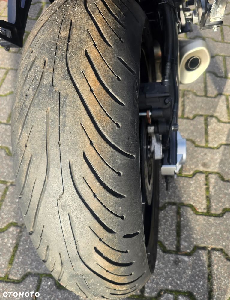 Yamaha MT - 11