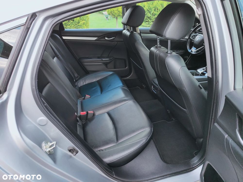 Honda Civic 1.5 i-VTEC Turbo CVT Executive - 8