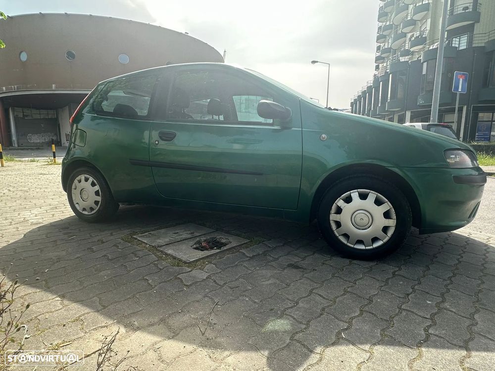 Fiat Punto 1.2 16V ELX - 2