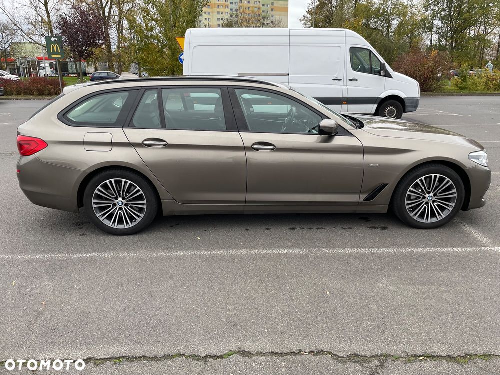 BMW Seria 5 530d Sport Line sport - 14