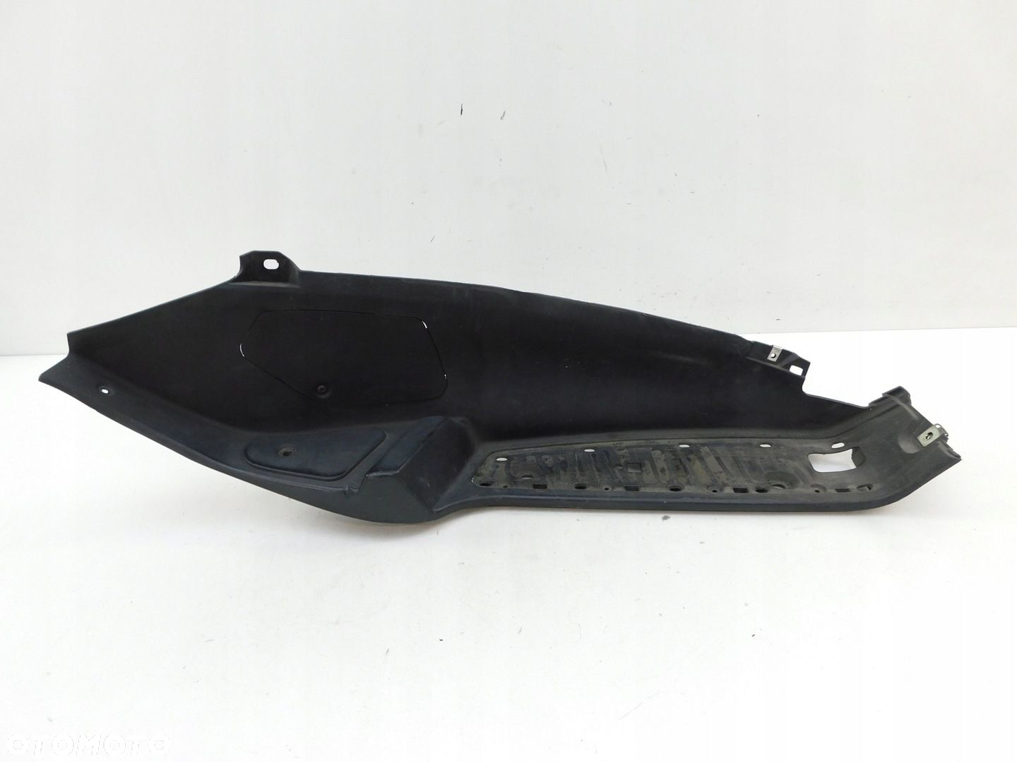 PIAGGIO MP3 400IE LT 07-11 PODŁOGA PODEST PRAWY - 2