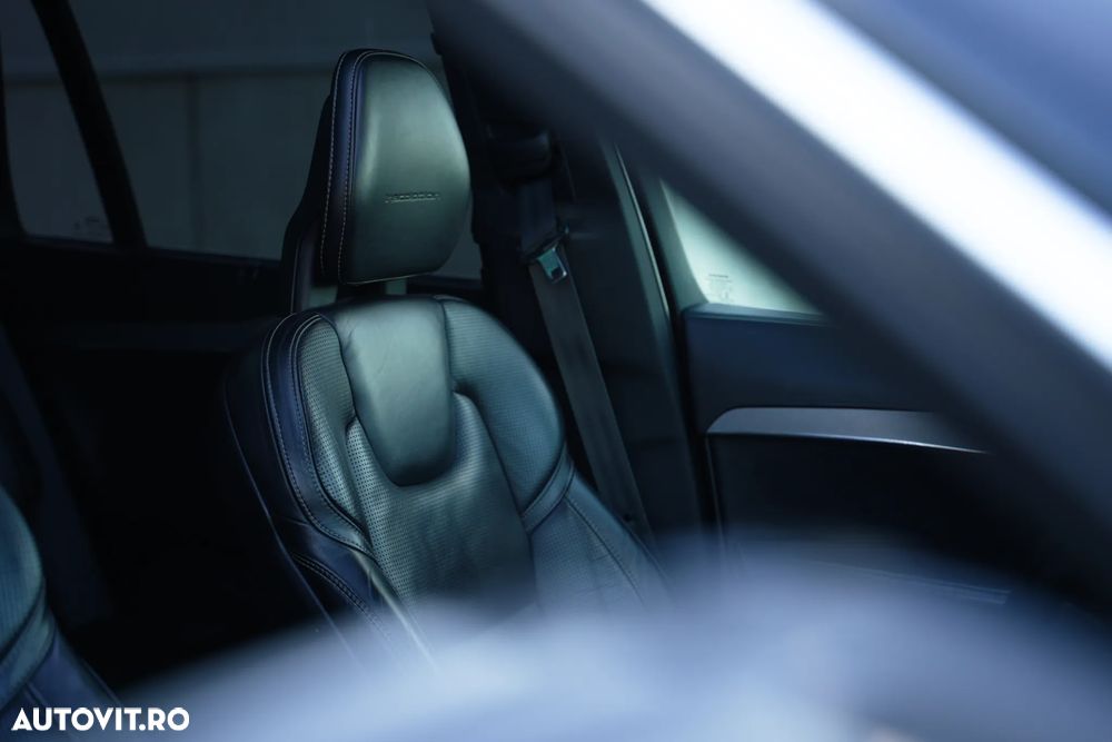 Volvo XC 90 - 27