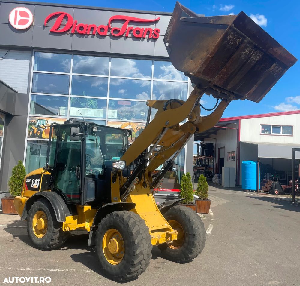 Caterpillar 906H - 4