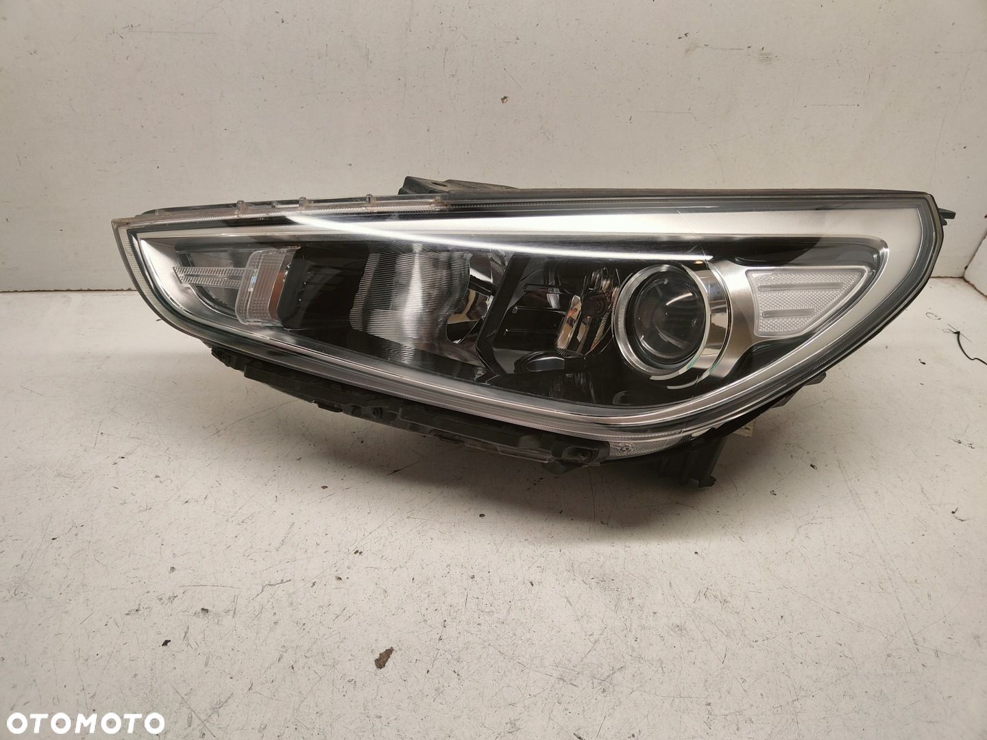 HYUNDAI I30 SOCZEWKA ZW Z DOŚWIETLENIEM LAMPA LEWY PRZÓD G4921-21030 - 1