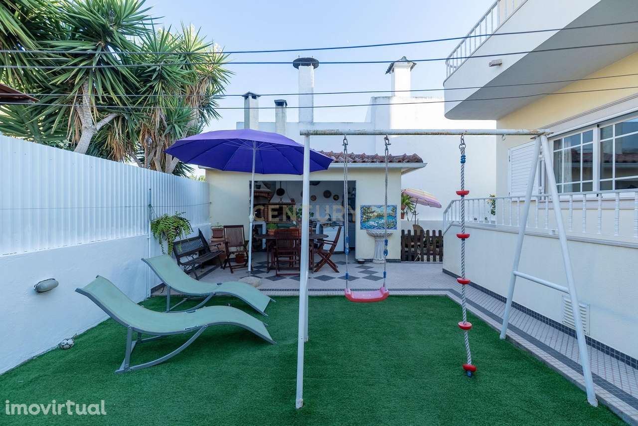 Moradia T4 Isolada Suíte Garagem Quinta da Queimada Corroios Seixal-06 - Grande imagem: 3/60