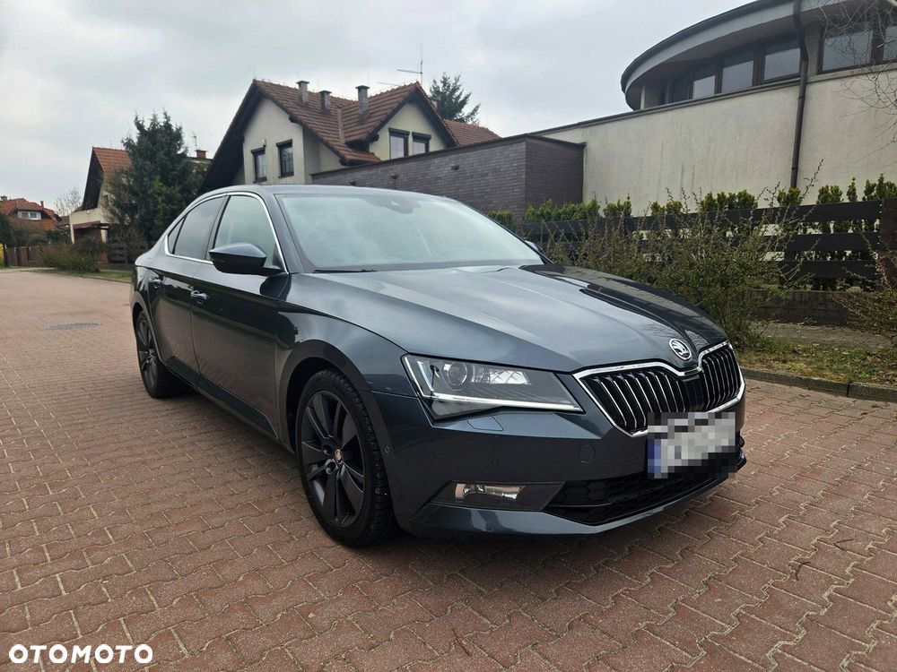 Skoda Superb 1.8 TSI Sportline DSG - 2