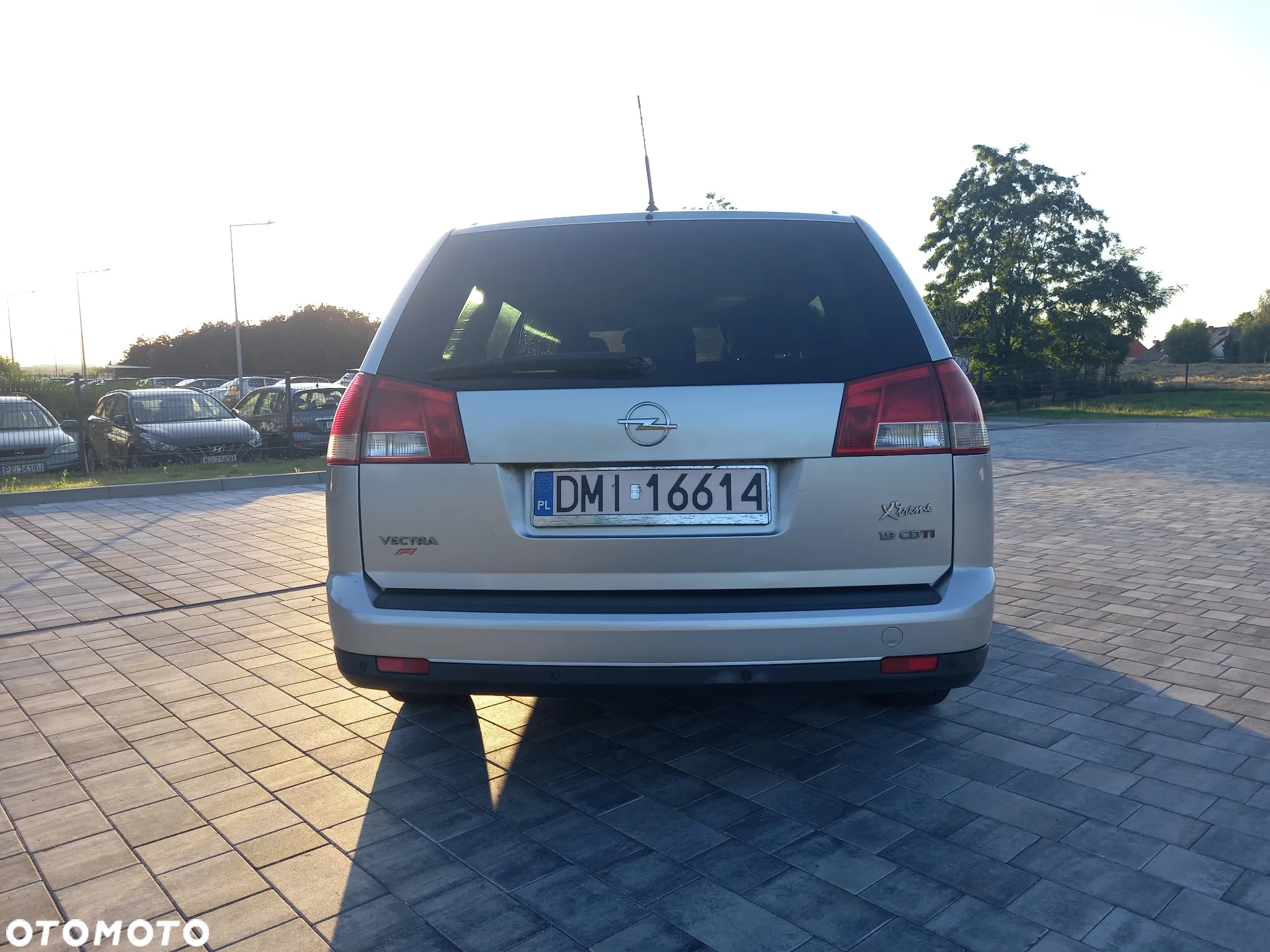 Opel Vectra 1.9 CDTI Cosmo - 6