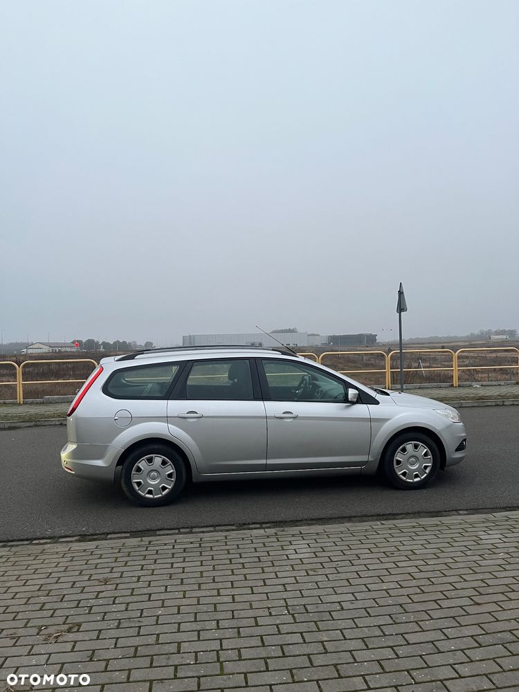 Ford Focus 1.6 16V Silver Magic - 3