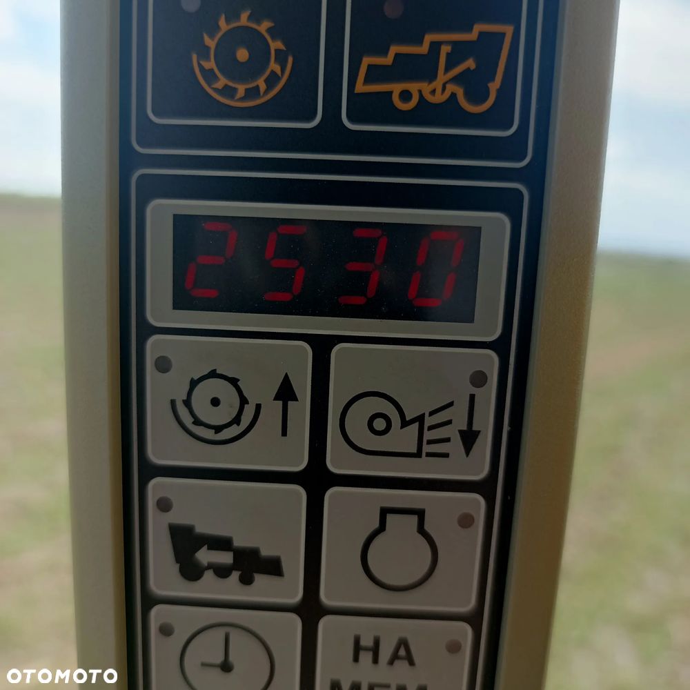New Holland CSX 7080 - 17