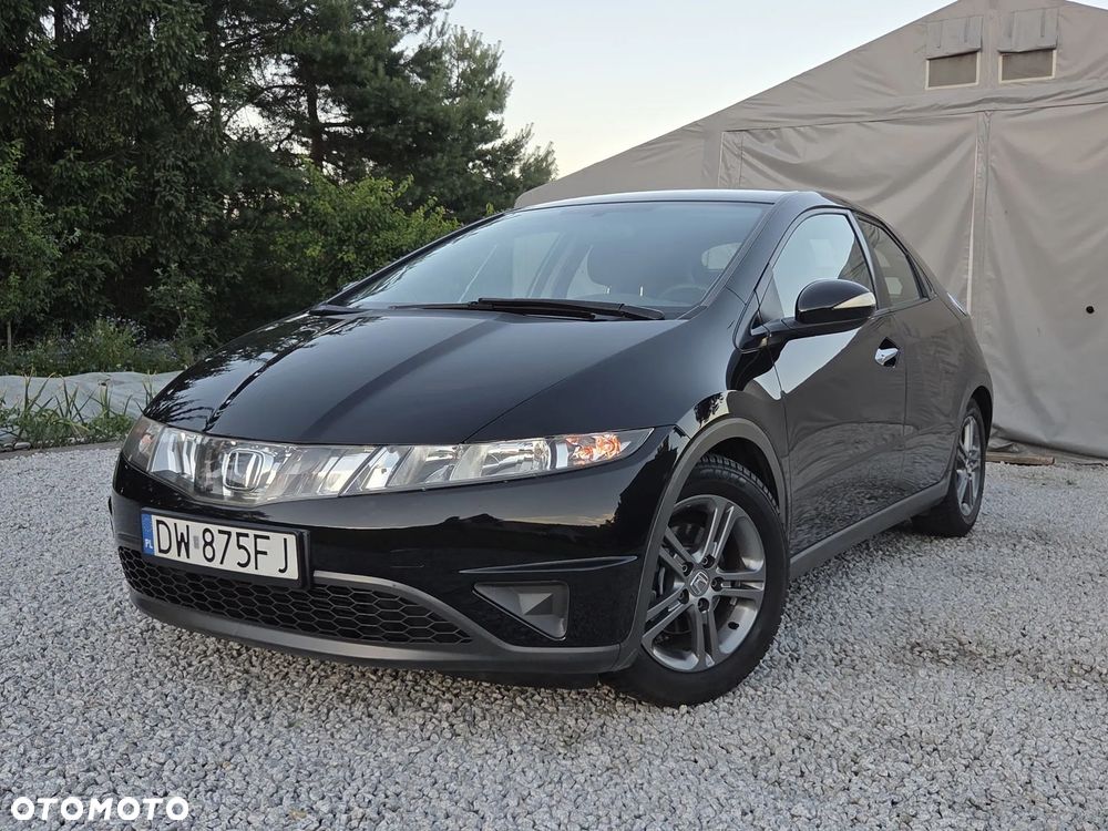 Honda Civic 1.8 Comfort - 1