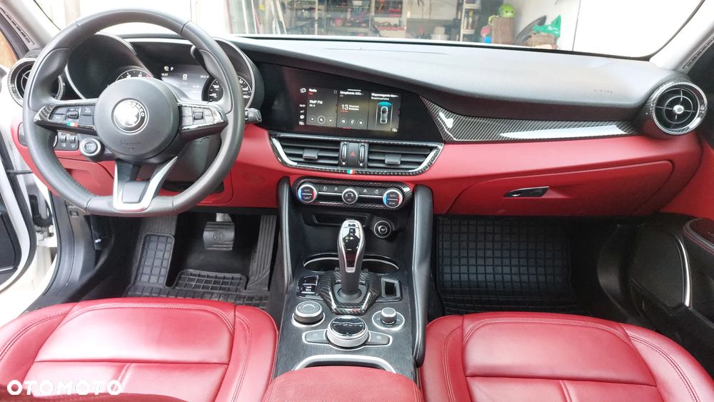 Alfa Romeo Giulia 2.0 Turbo TI Q4 - 7