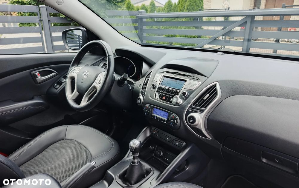 Hyundai ix35 2.0 CRDi Premium 4WD - 24