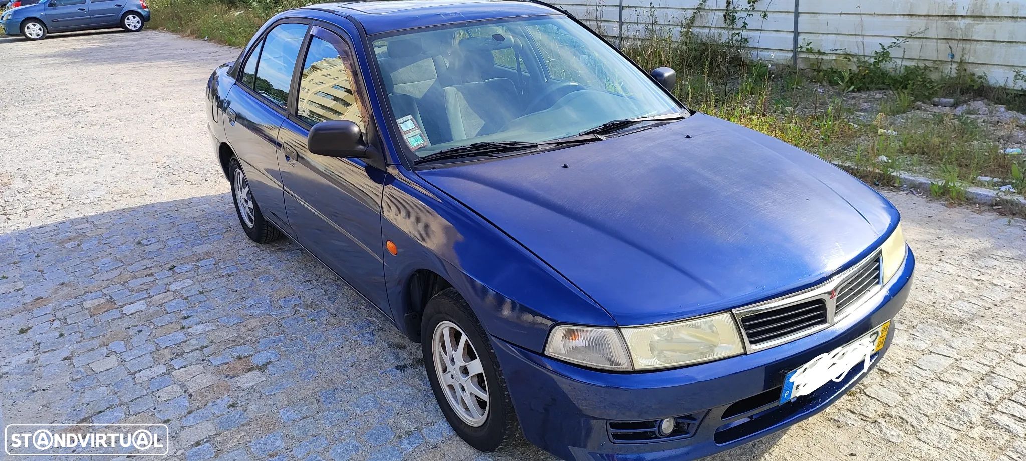 Mitsubishi Lancer 1.3 GLX - 1