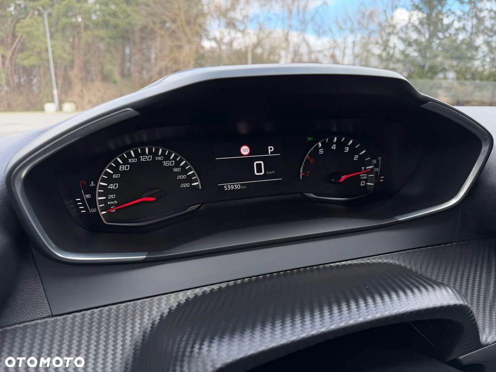 Peugeot 2008 PureTech 130 EAT8 Active - 27