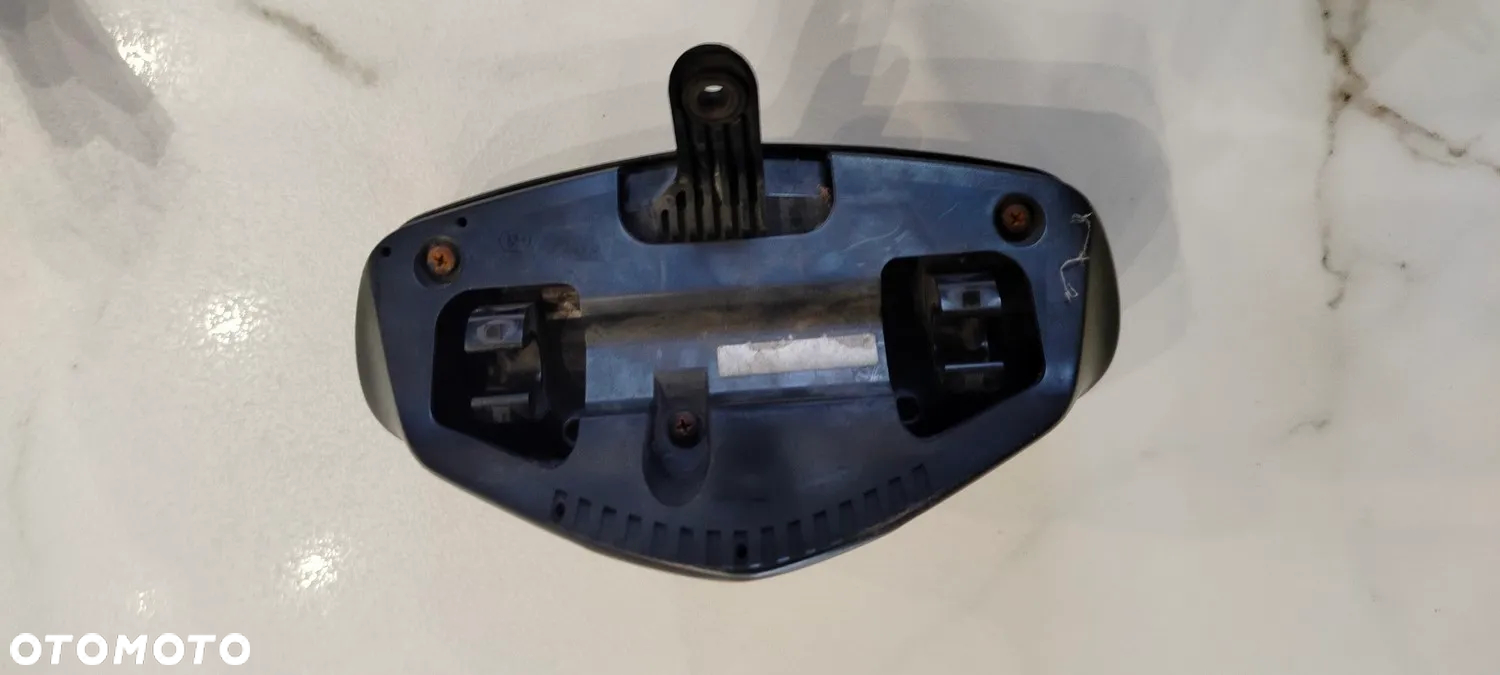 SUZUKI GSR 600 BOCZEK OWIEWKA KIERUNKOWSKAZ CHŁODNICA LICZNIK BŁOTNIK - 10