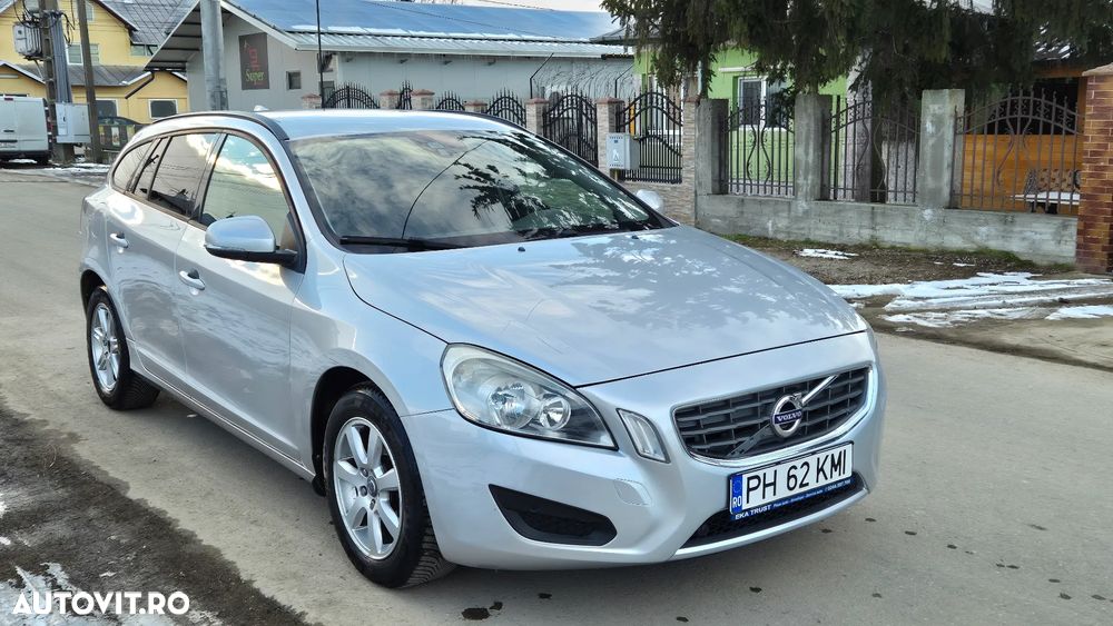 Volvo V60 D2 Start-Stop Momentum - 2
