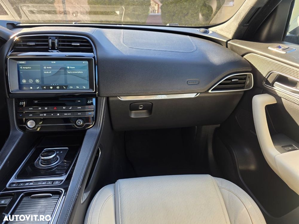 Jaguar F-Pace 30d AWD First Edition - 10