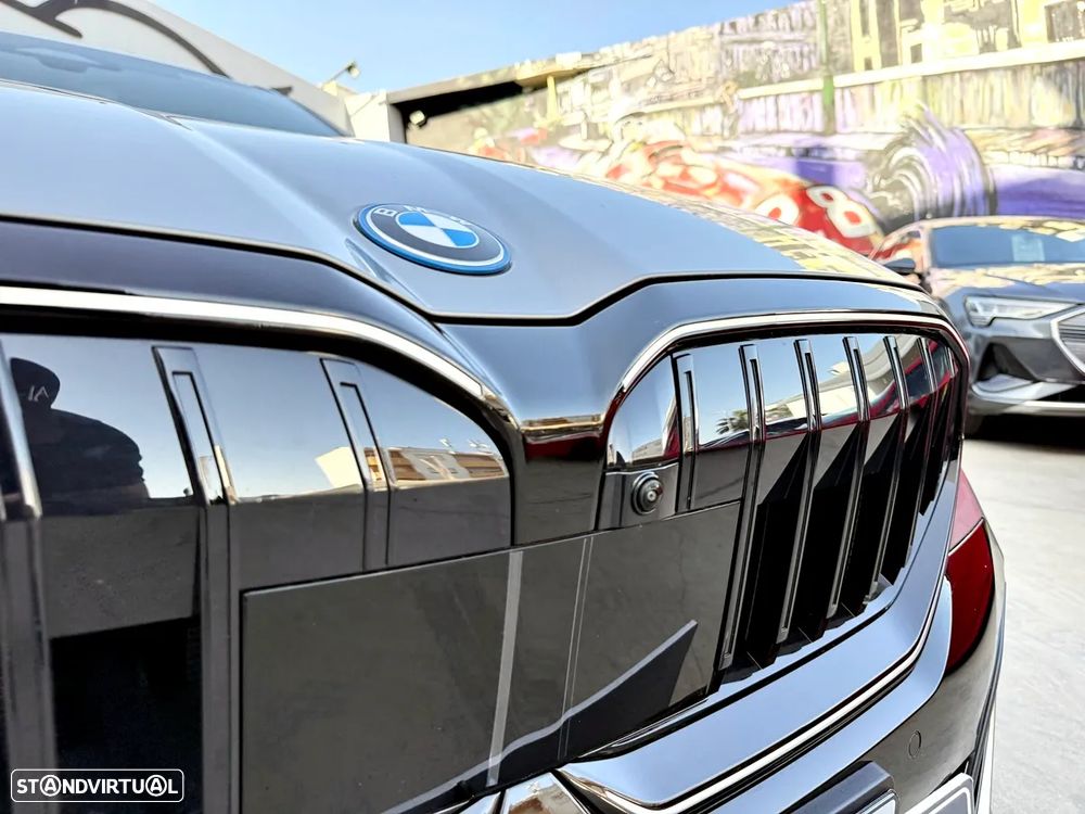 BMW 530 e Pack Desportivo M Pro - 57