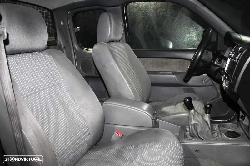 Mazda 3L 4X4 - 9