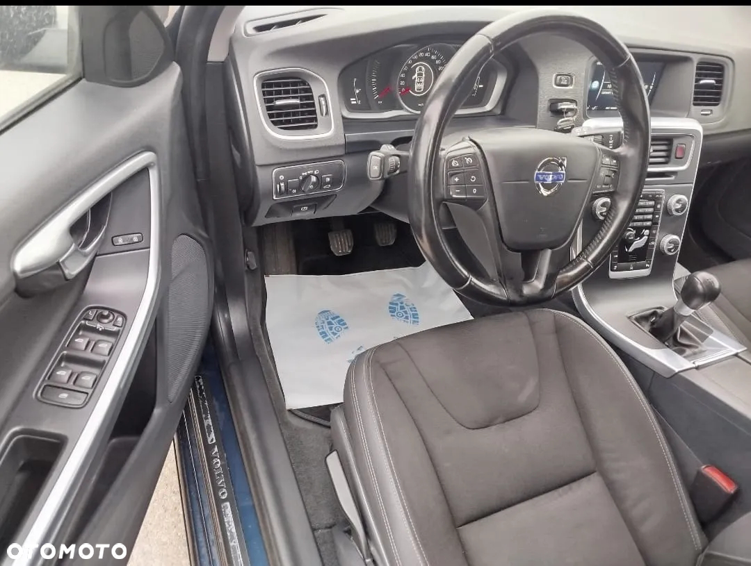 Volvo V60 D3 Business Edition - 9