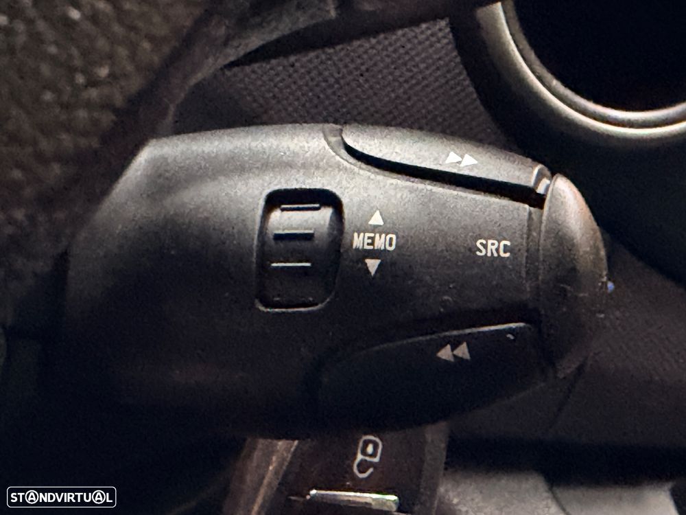 Peugeot Partner 3 lugares  ( IVA Dedutivel ) - 18