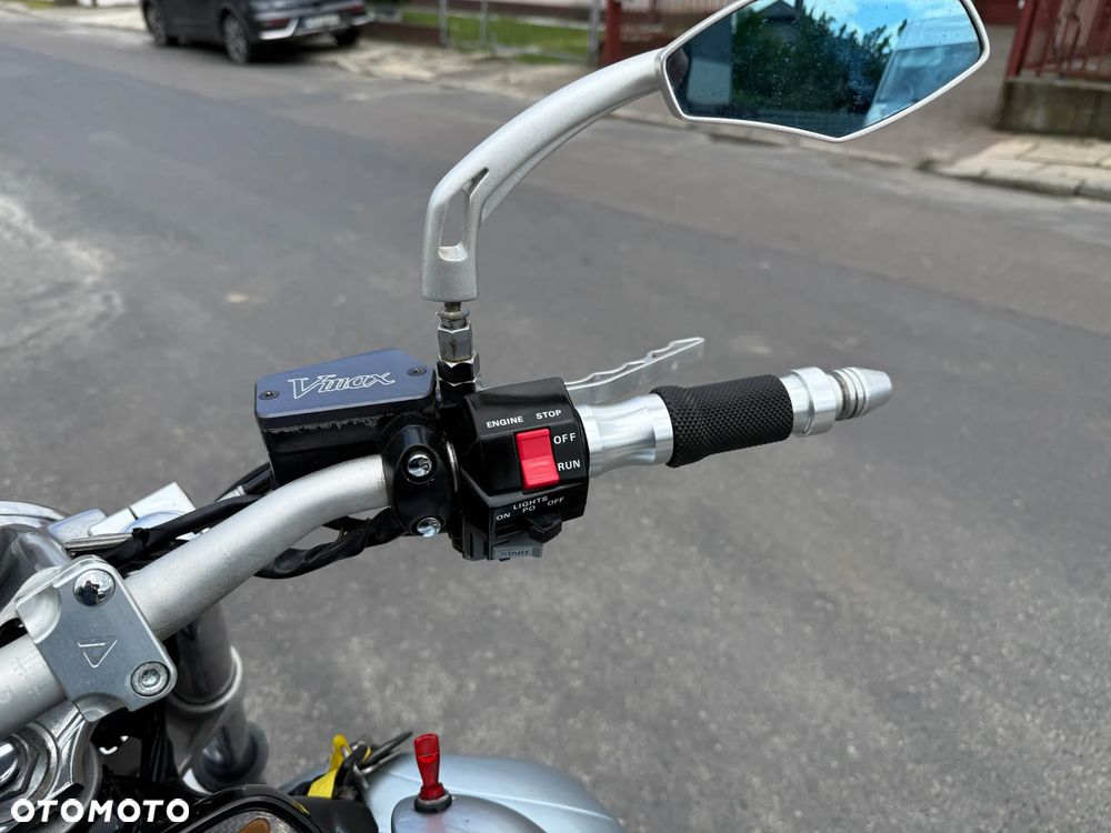 Yamaha V-MAX - 14