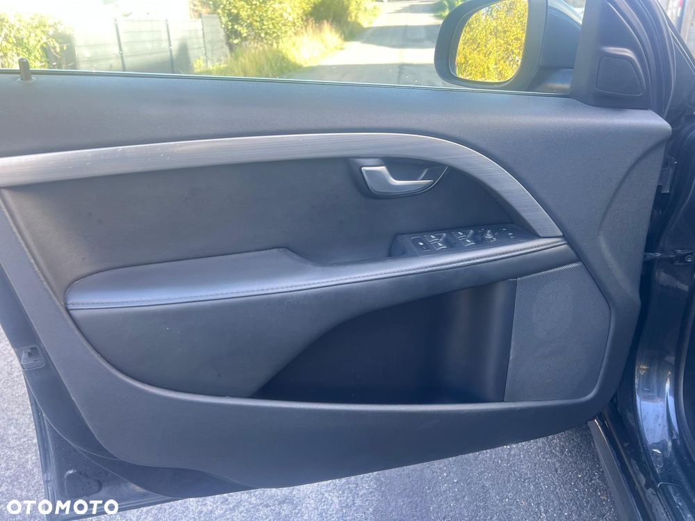 Volvo V70 D3 Geartronic Kinetic - 35