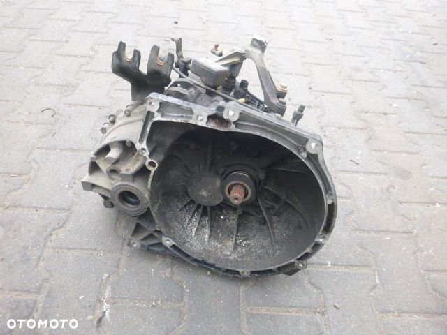 MANUALNA SKRZYNIA BIEGÓW VOLVO V50 1.6 TDCI 3M5R7002YG - 6