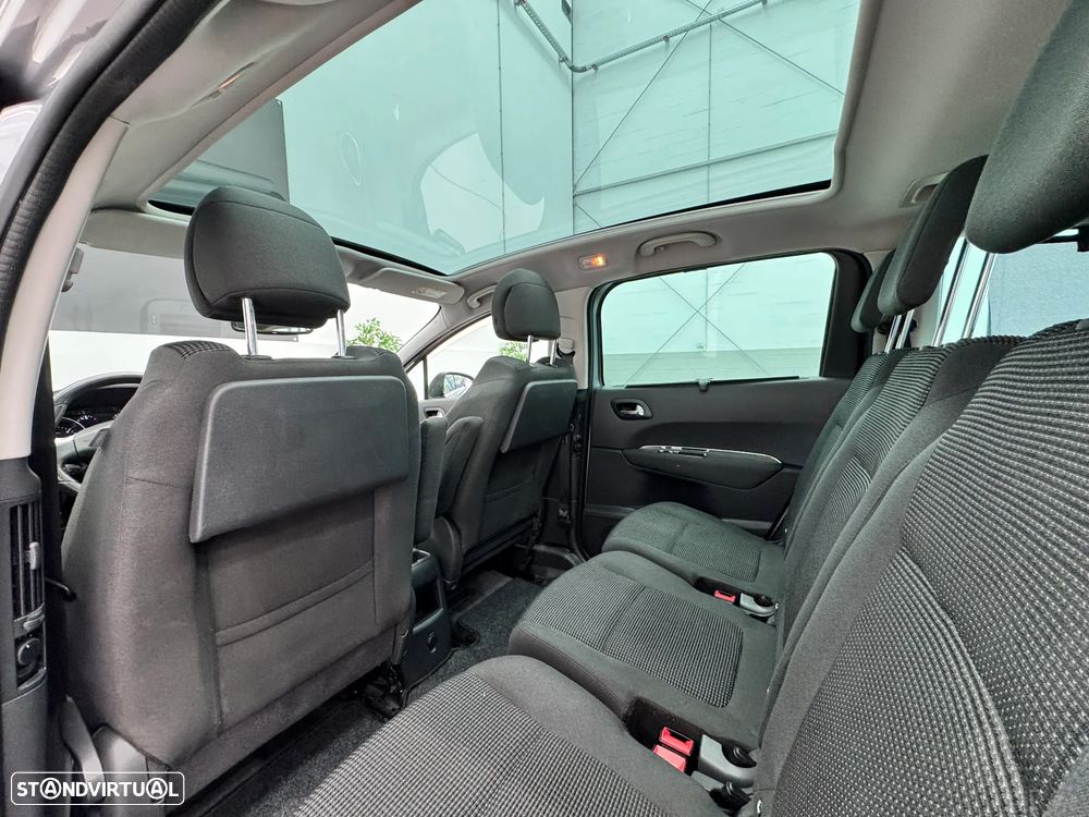 Peugeot 5008 2.0 BlueHDi Allure J17 - 29