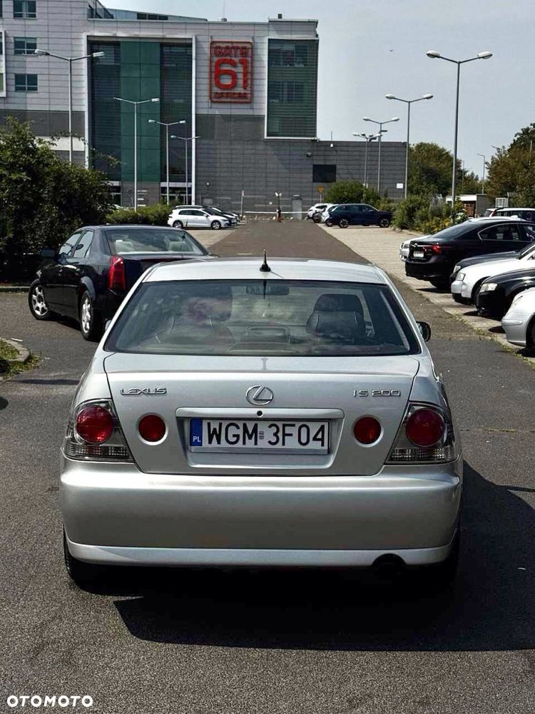 Lexus IS - 5