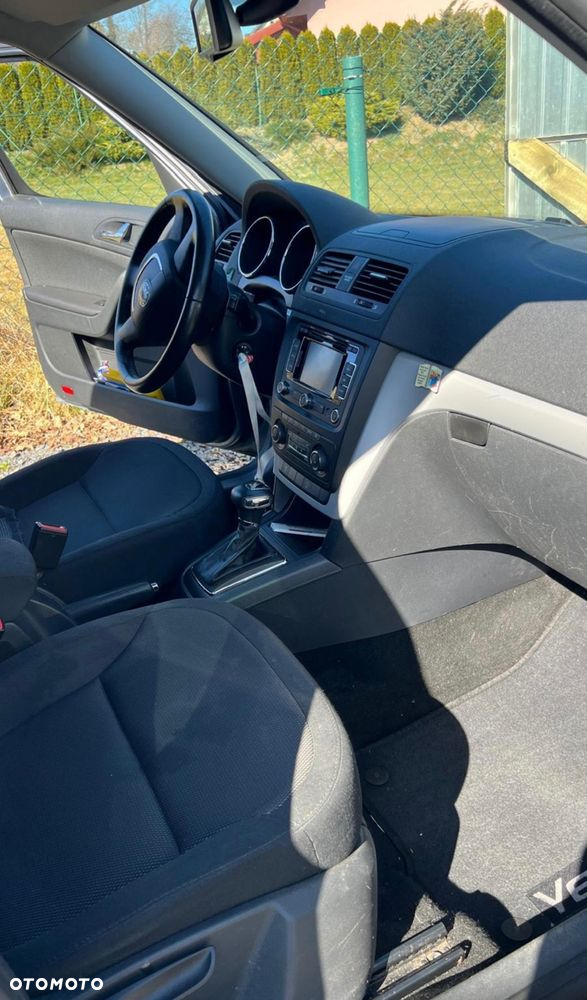 Skoda Yeti 1.2 TSI Active DSG - 2