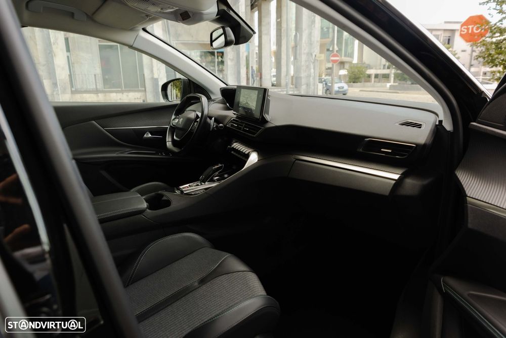 Peugeot 3008 1.2 PureTech Allure EAT8 - 20