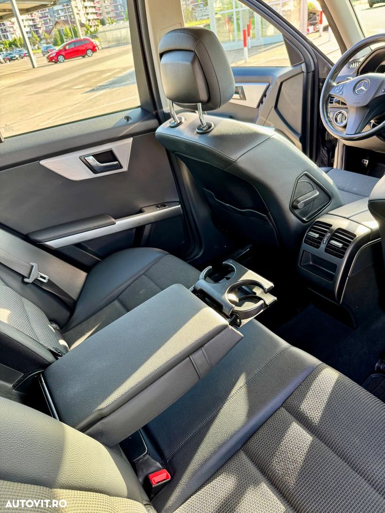 Mercedes-Benz GLK - 32