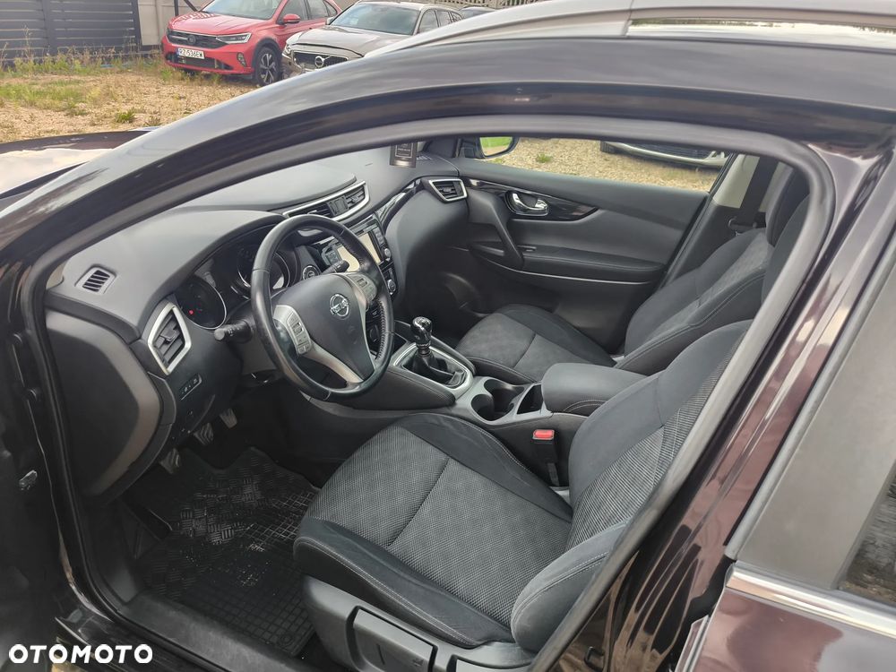 Nissan Qashqai 1.6 DIG-T Tekna - 17