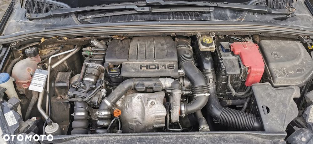 Peugeot 308 HDi FAP 110 Tendance - 14