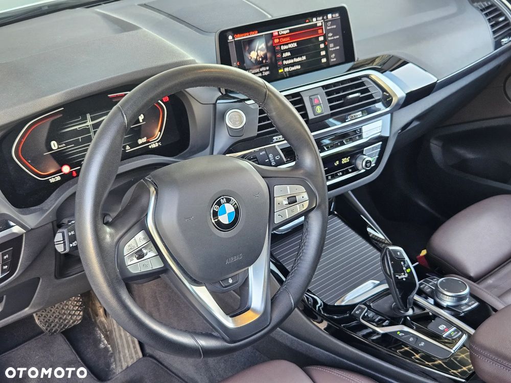 BMW X3 xDrive20d xLine - 16