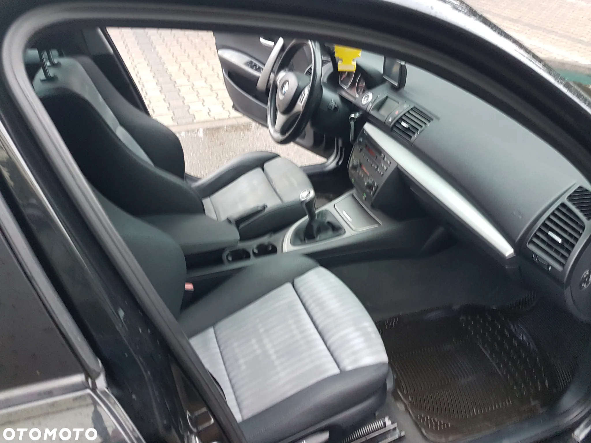 BMW Seria 1 120i - 17