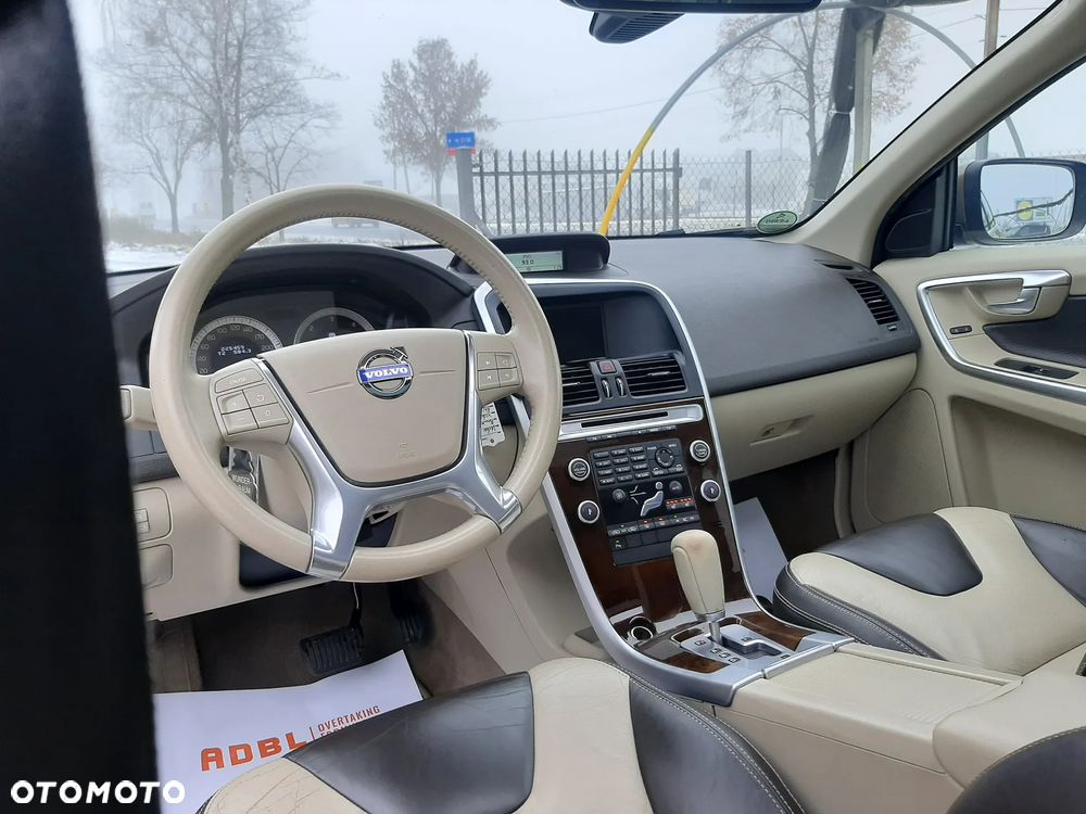 Volvo XC 60 2.4D Summum - 15