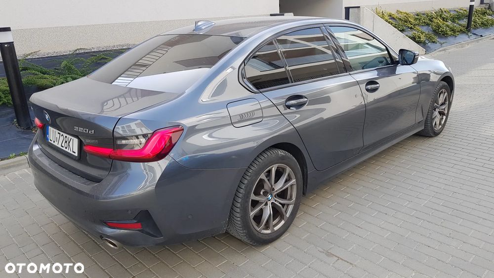 BMW Seria 3 320d xDrive Sport Line - 5