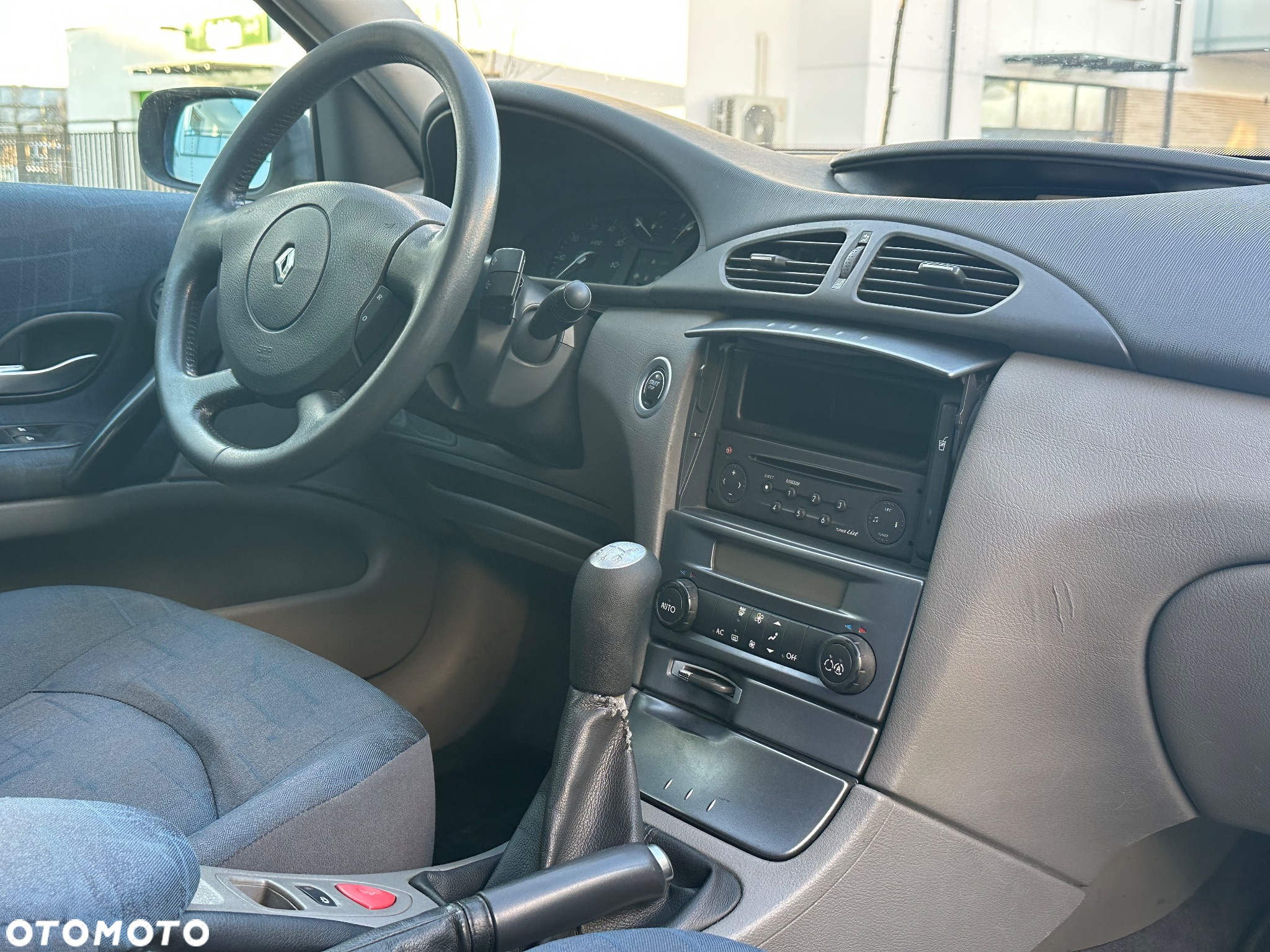 Renault Laguna 1.8 Alize - 11