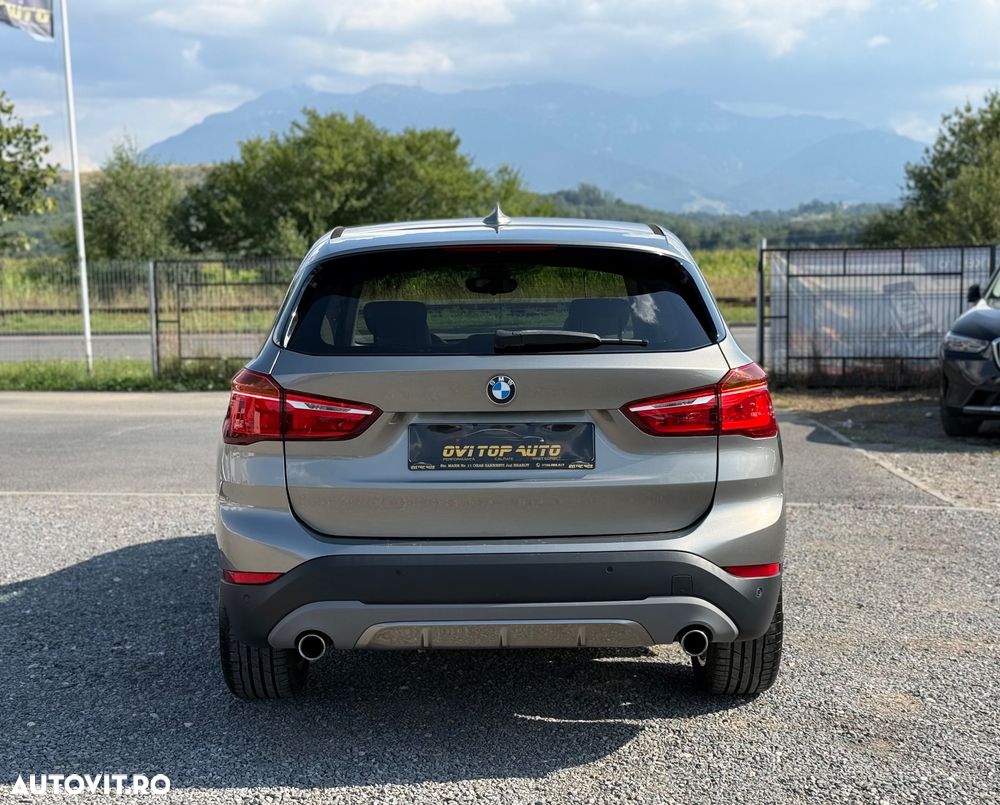 BMW X1 xDrive20d Sport Line - 5