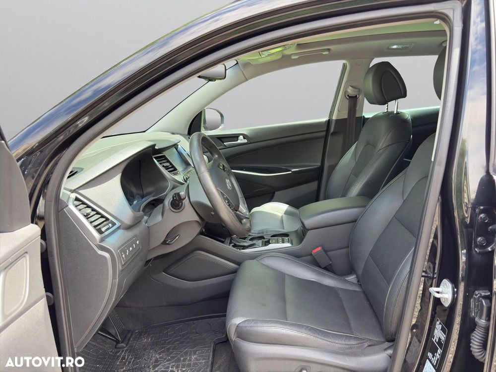 Hyundai Tucson 2.0 CRDI 4WD 6AT Premium+ - 9