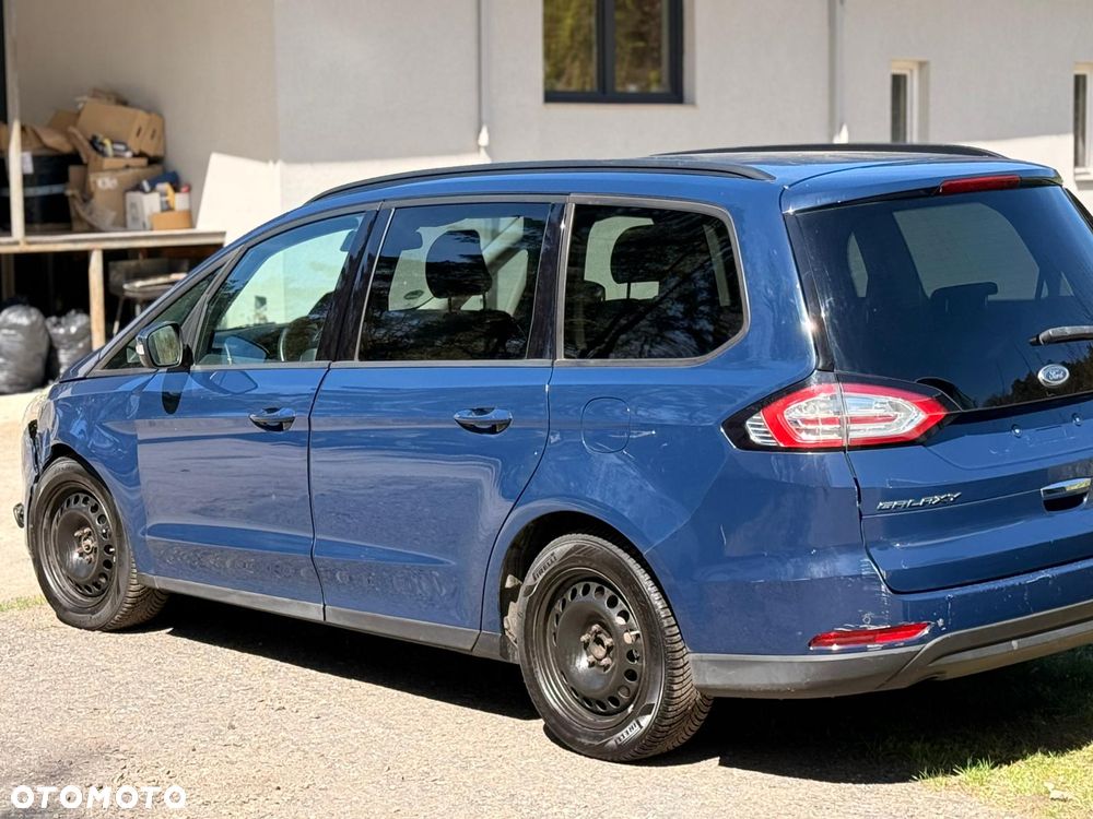 Ford Galaxy - 4