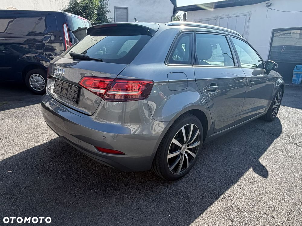 Audi A3 Sportback 30 TDI design - 8