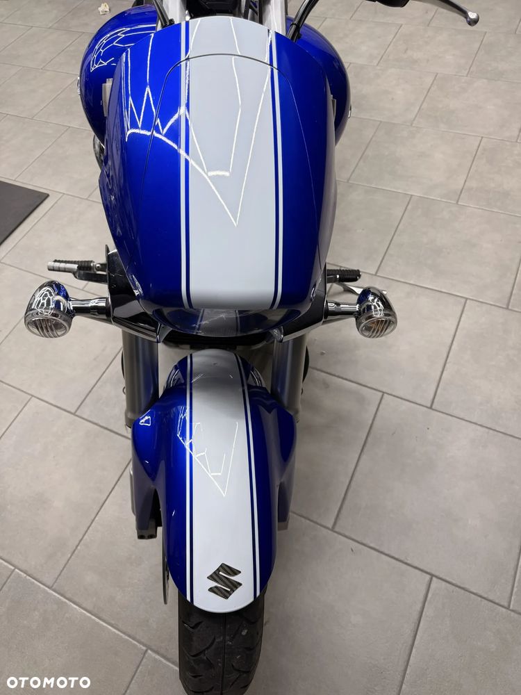 Suzuki Boulevard - 14